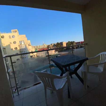 Vechna R 18 Sunny Sluneční pobřeží