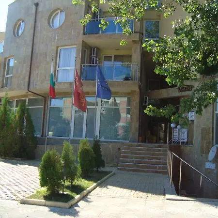 Vechna R 18 Sunny Daire *