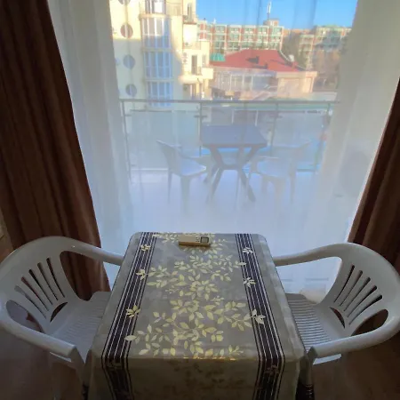 Vechna R 18 Sunny * Slăntjev Brjag